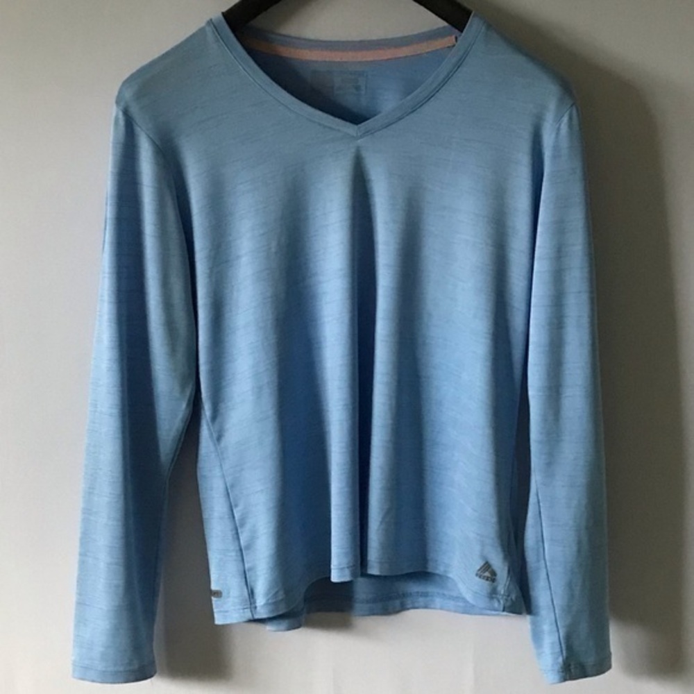 RBX woman’s active wear long sleeved shirt, blue, size not labeled  appears a M